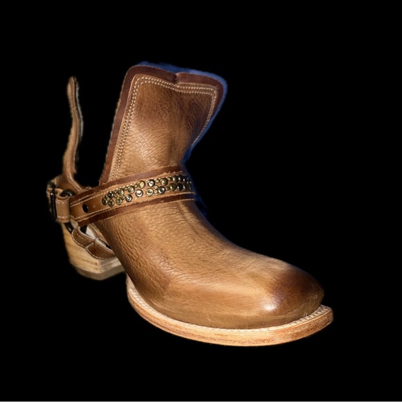 Freebird slip on booties - Picture 10 of 12